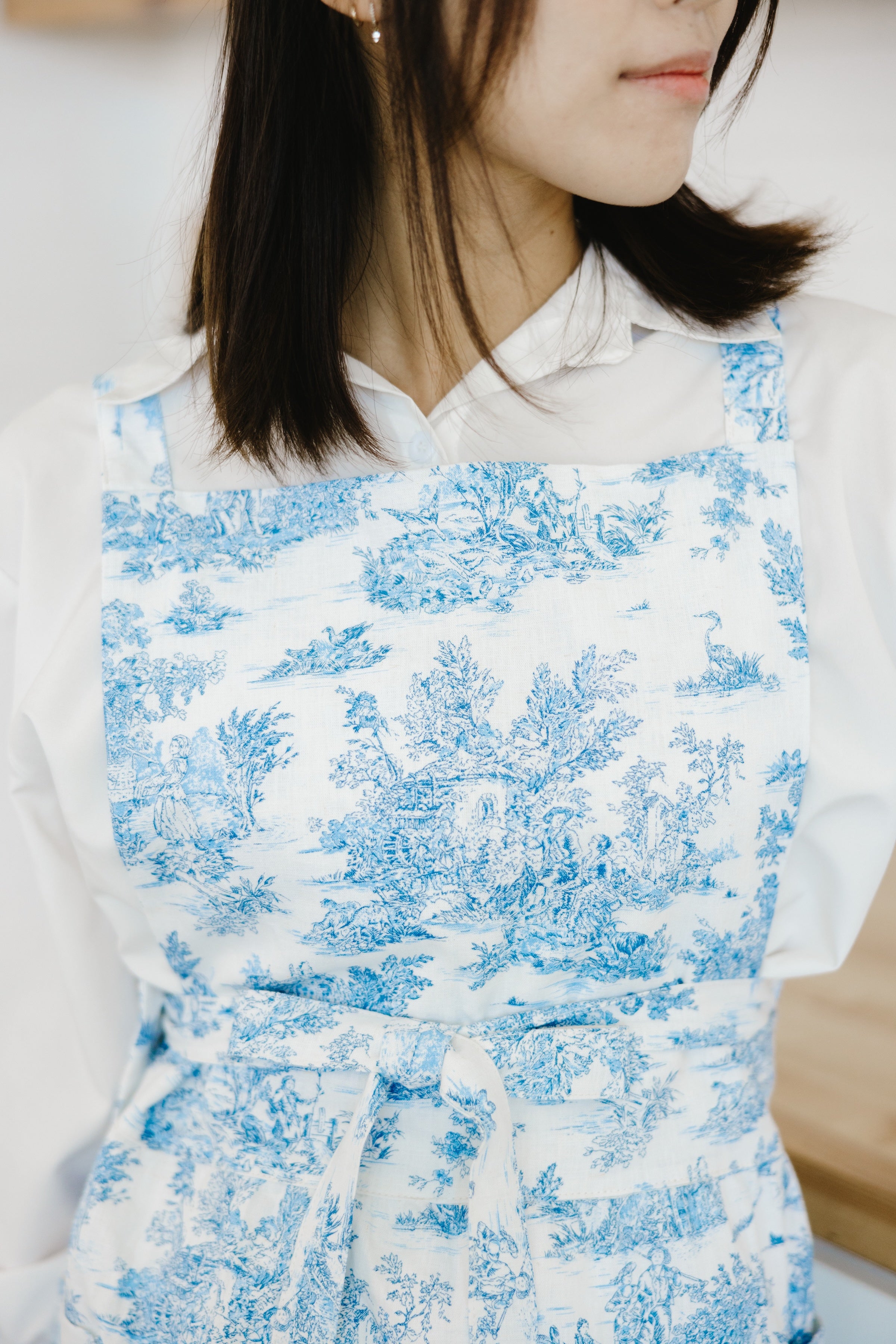 Grace - Short Sleeveless Linen Cotton Apron