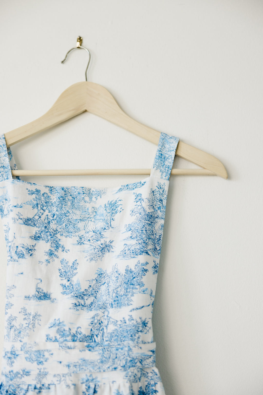 With Grace - Long Sleeveless Cotton Linen Apron